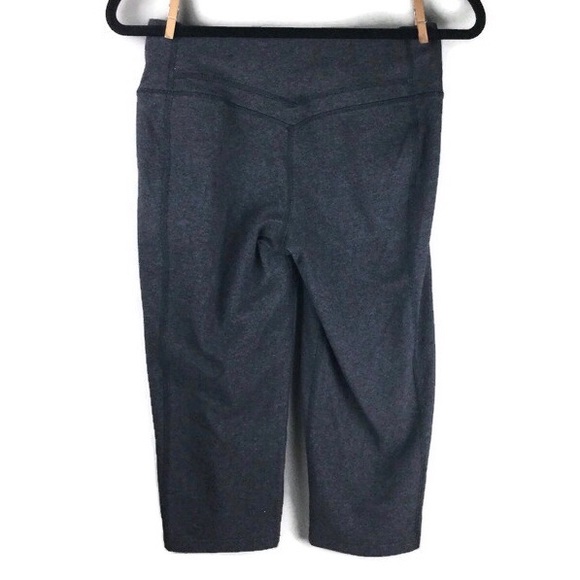 Nike Dri-Fit Heather Gray Capri Pants Sz Small - Picture 4 of 12
